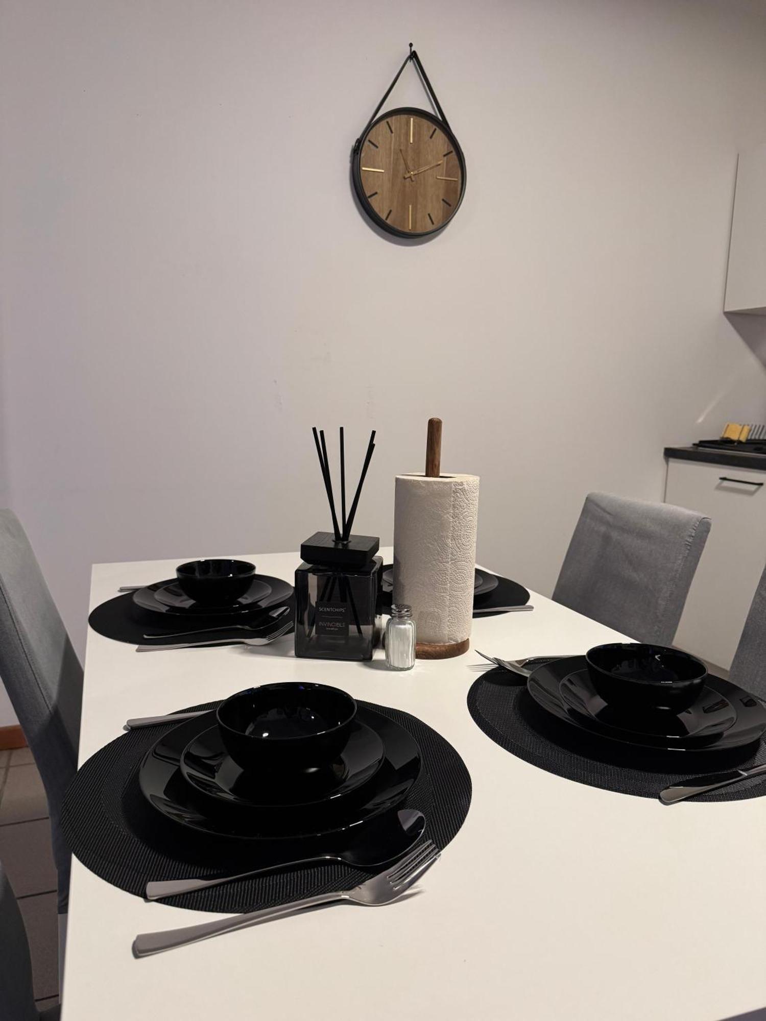 Appartement De Luxe Entierement Renove - Proche Aeroport De Bruxelles, Quartier Chic エクステリア 写真