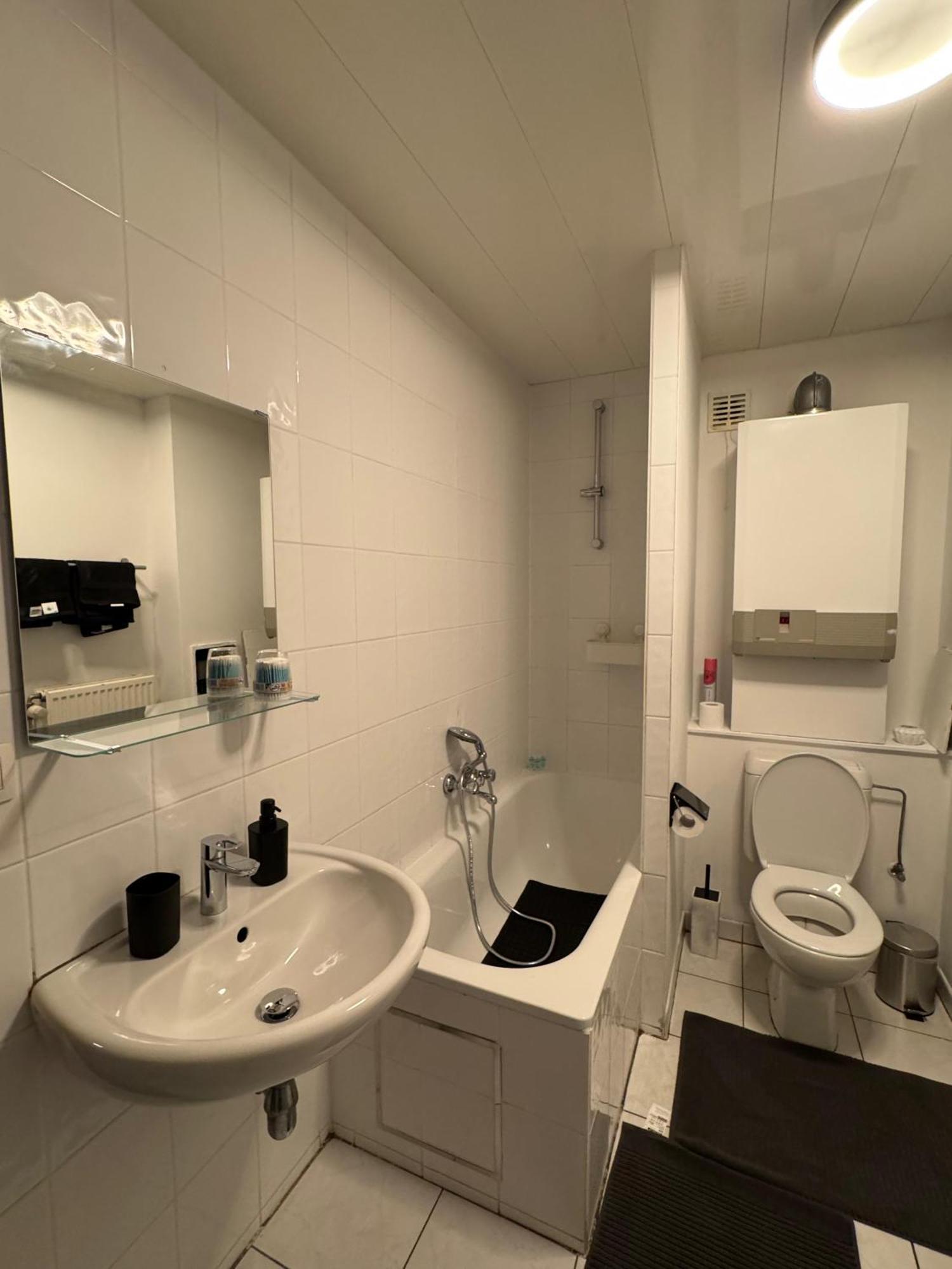 Appartement De Luxe Entierement Renove - Proche Aeroport De Bruxelles, Quartier Chic エクステリア 写真