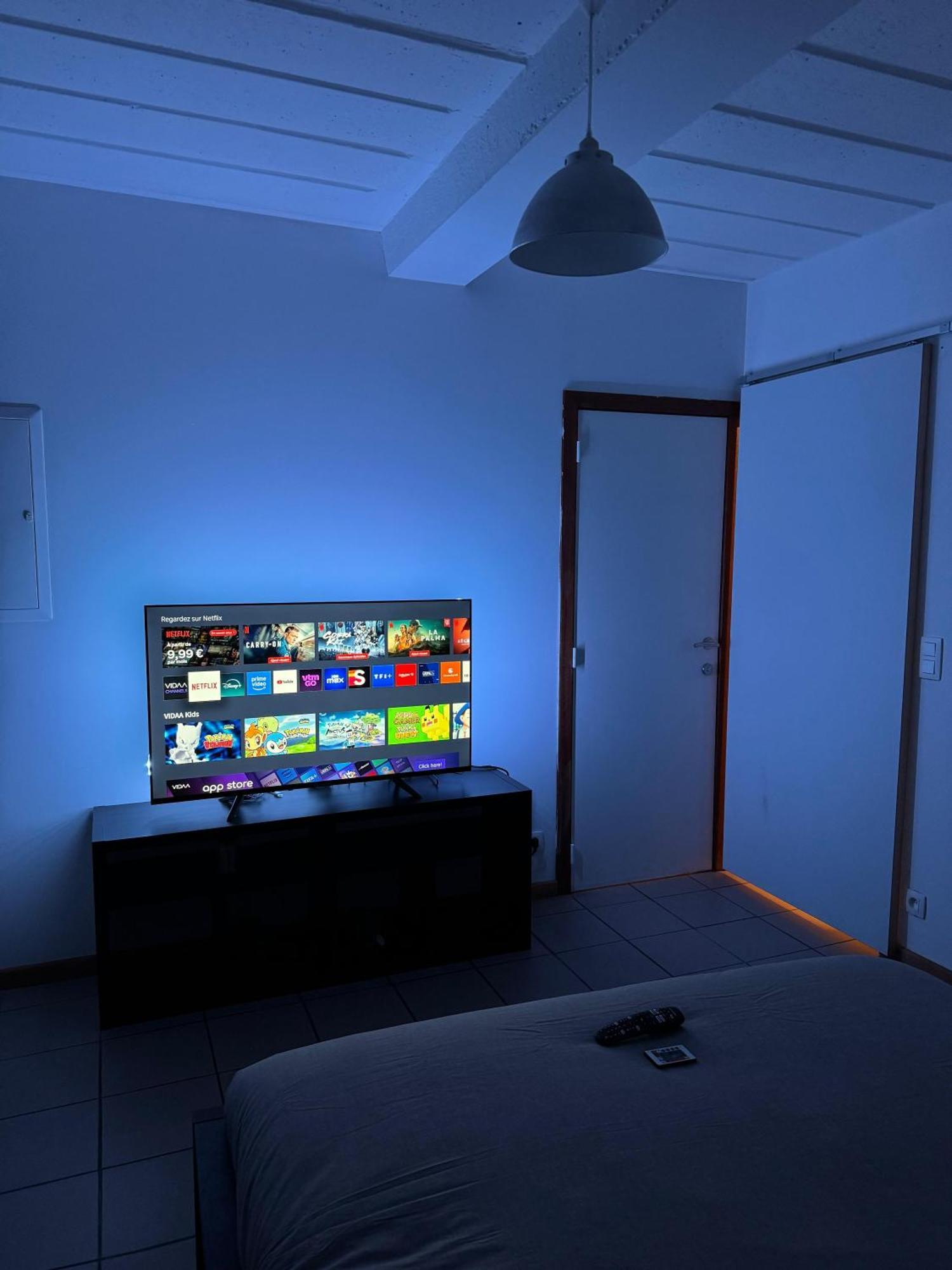 Appartement De Luxe Entierement Renove - Proche Aeroport De Bruxelles, Quartier Chic エクステリア 写真